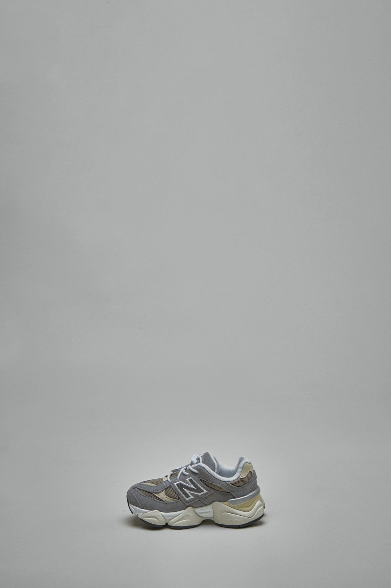 New Balance - 9060 - LABELS