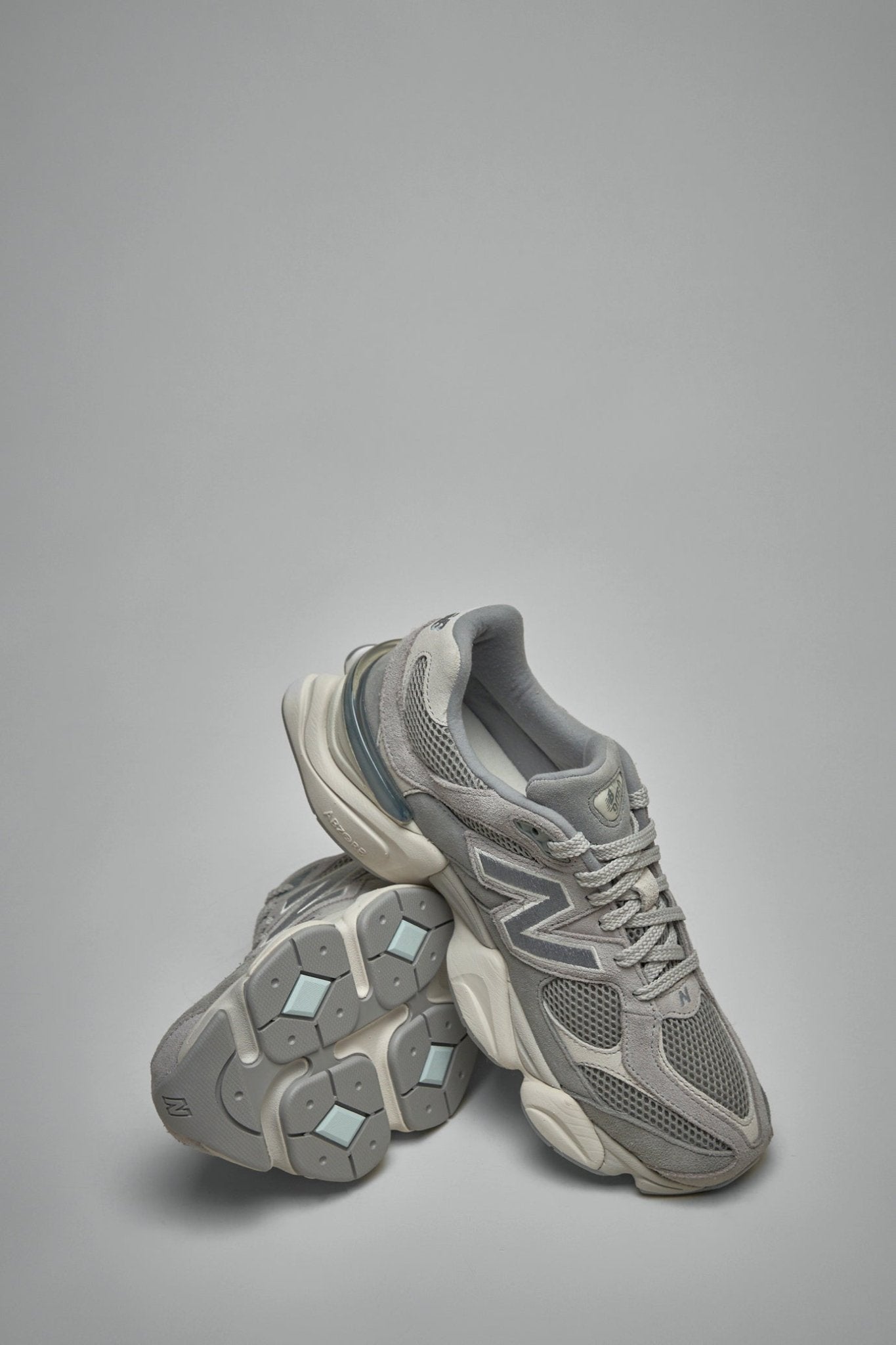 New Balance - 9060 - LABELS