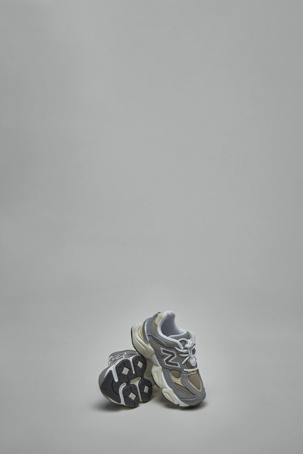 New Balance - 9060 - LABELS