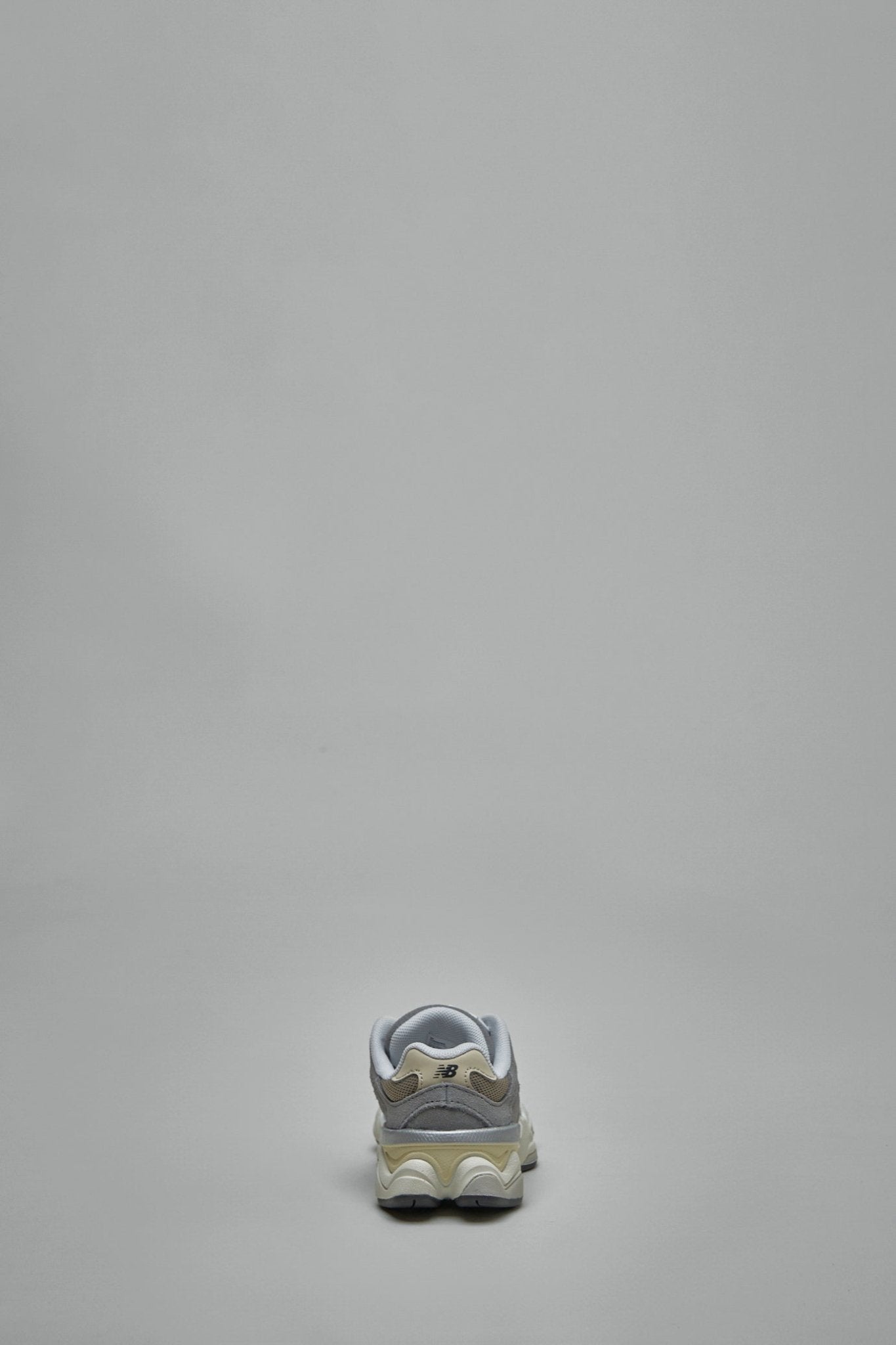New Balance - 9060 - LABELS