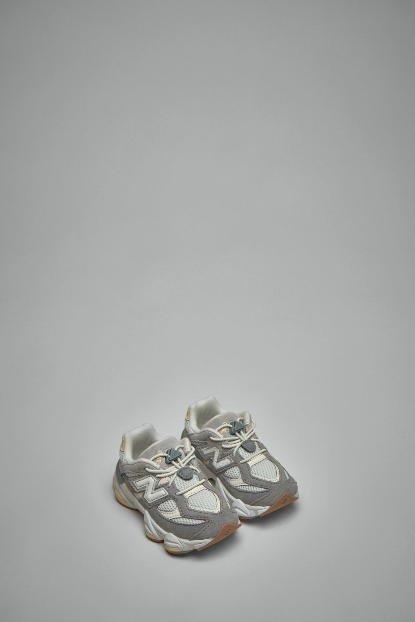 New Balance - 9060 - LABELS