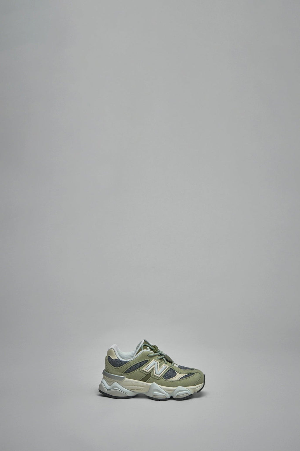 New Balance - 9060 - LABELS