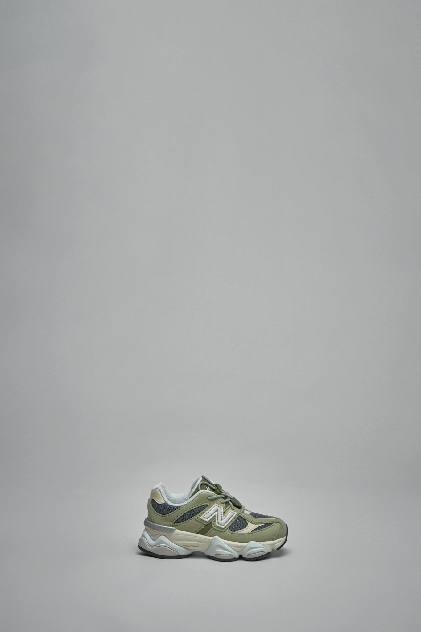 New Balance - 9060 - LABELS