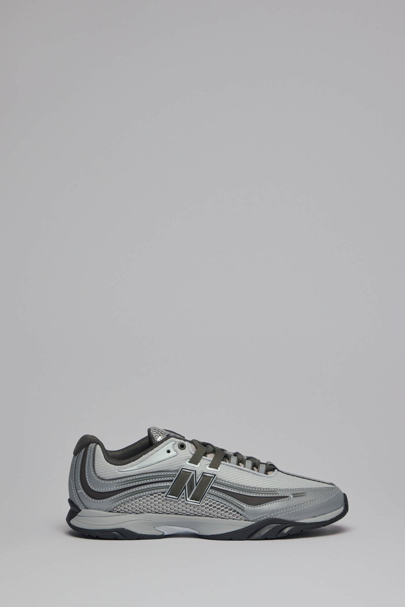 New Balance Low Top Sneakers RC56 – LABELS