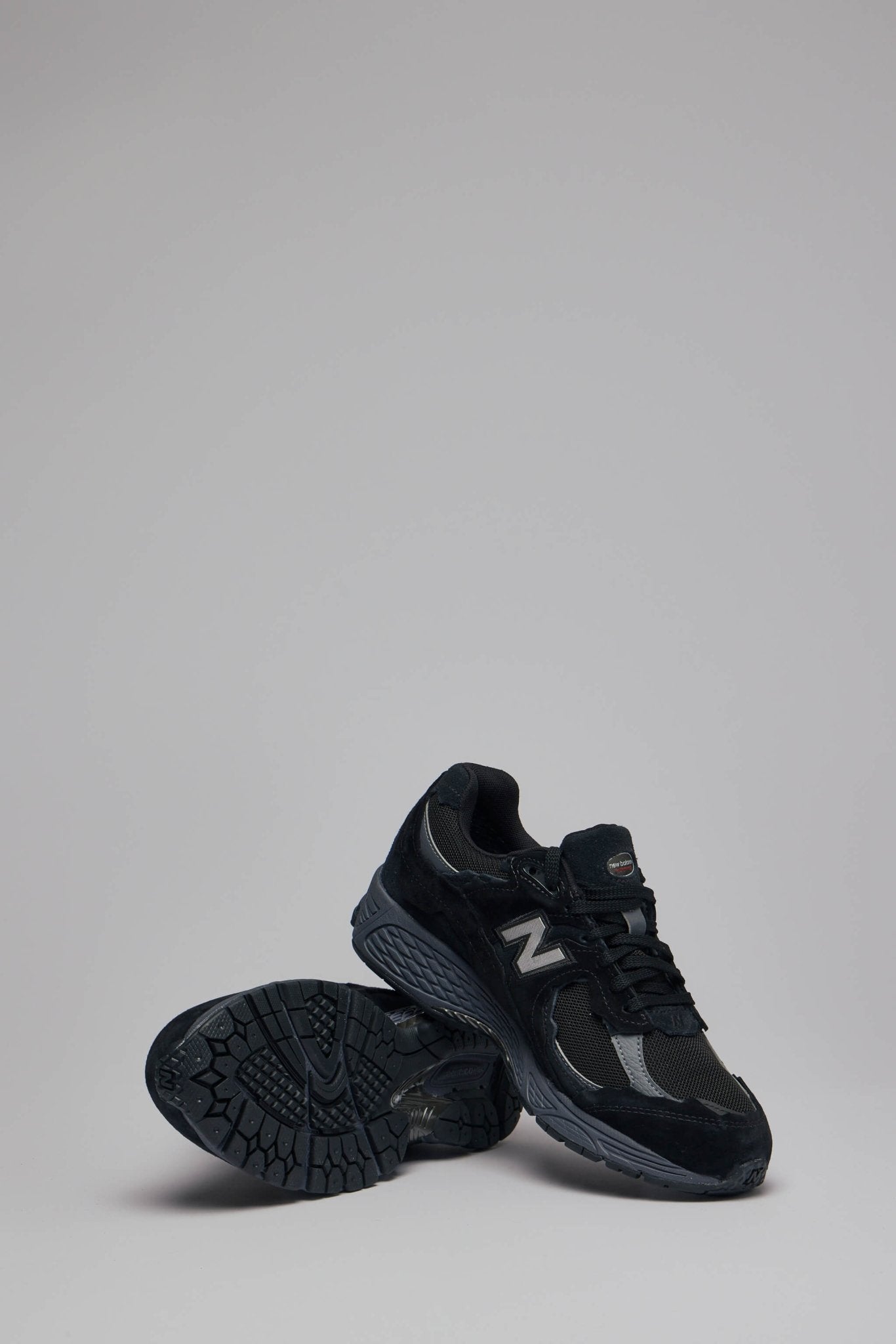 New Balance - U2002DXV1 - LABELS