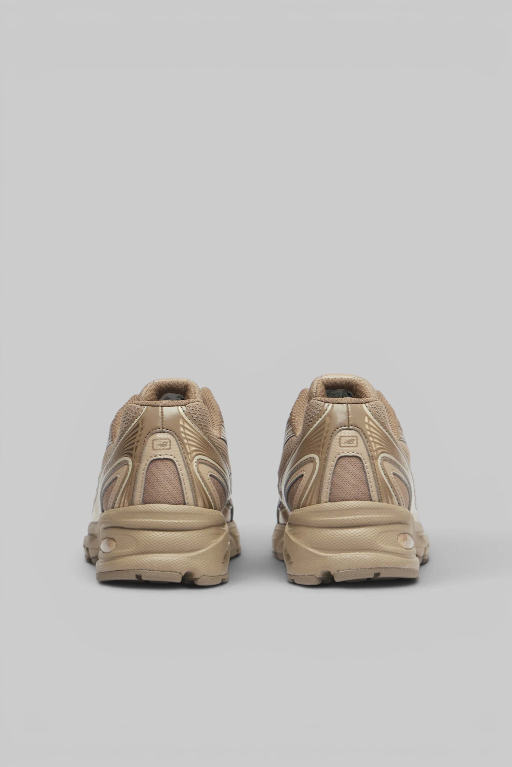 New Balance - U740 V2 - LABELS