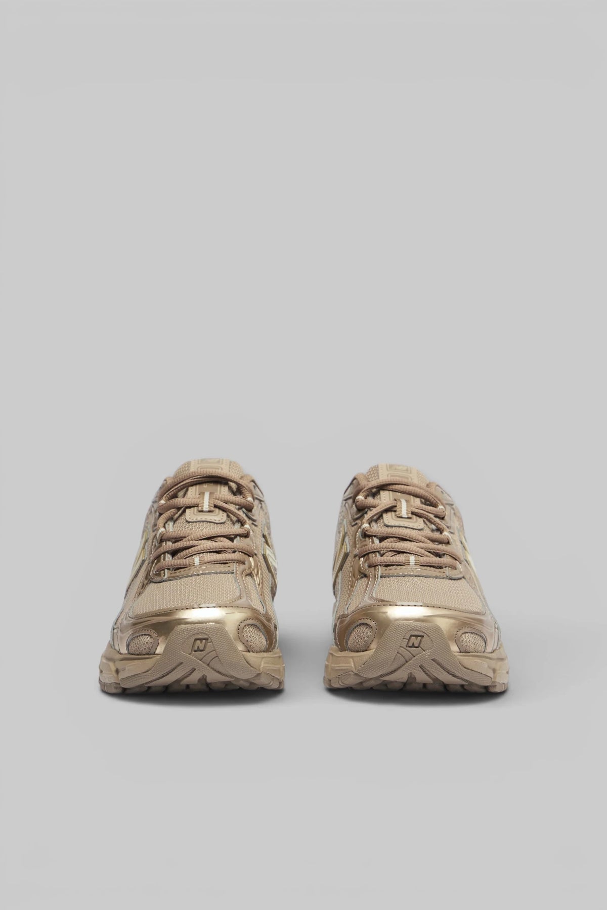 Side view of New Balance U740 V2 mesh sneaker upper
