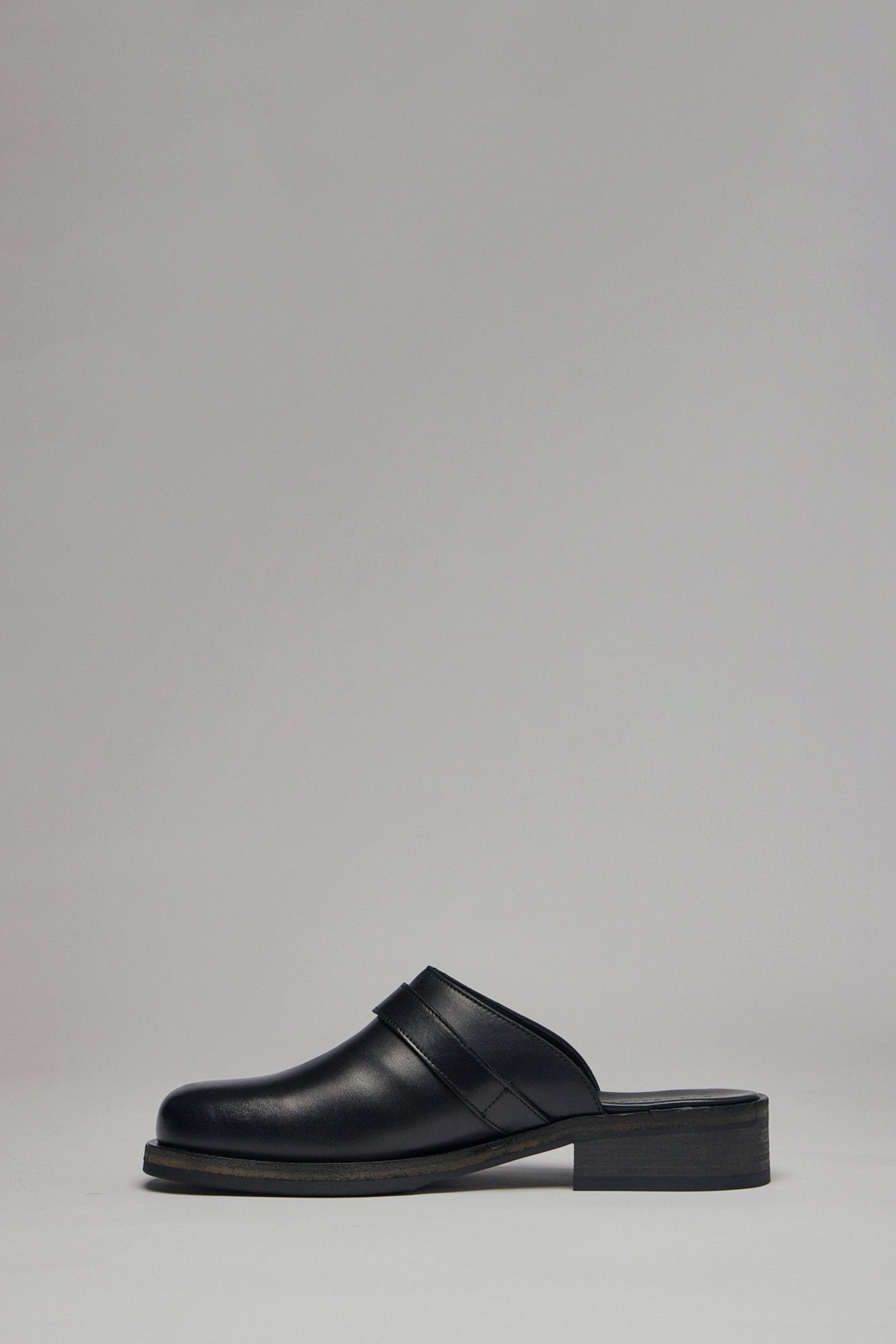 Our Legacy Flats - Camion Mule Leather Slip-On – LABELS