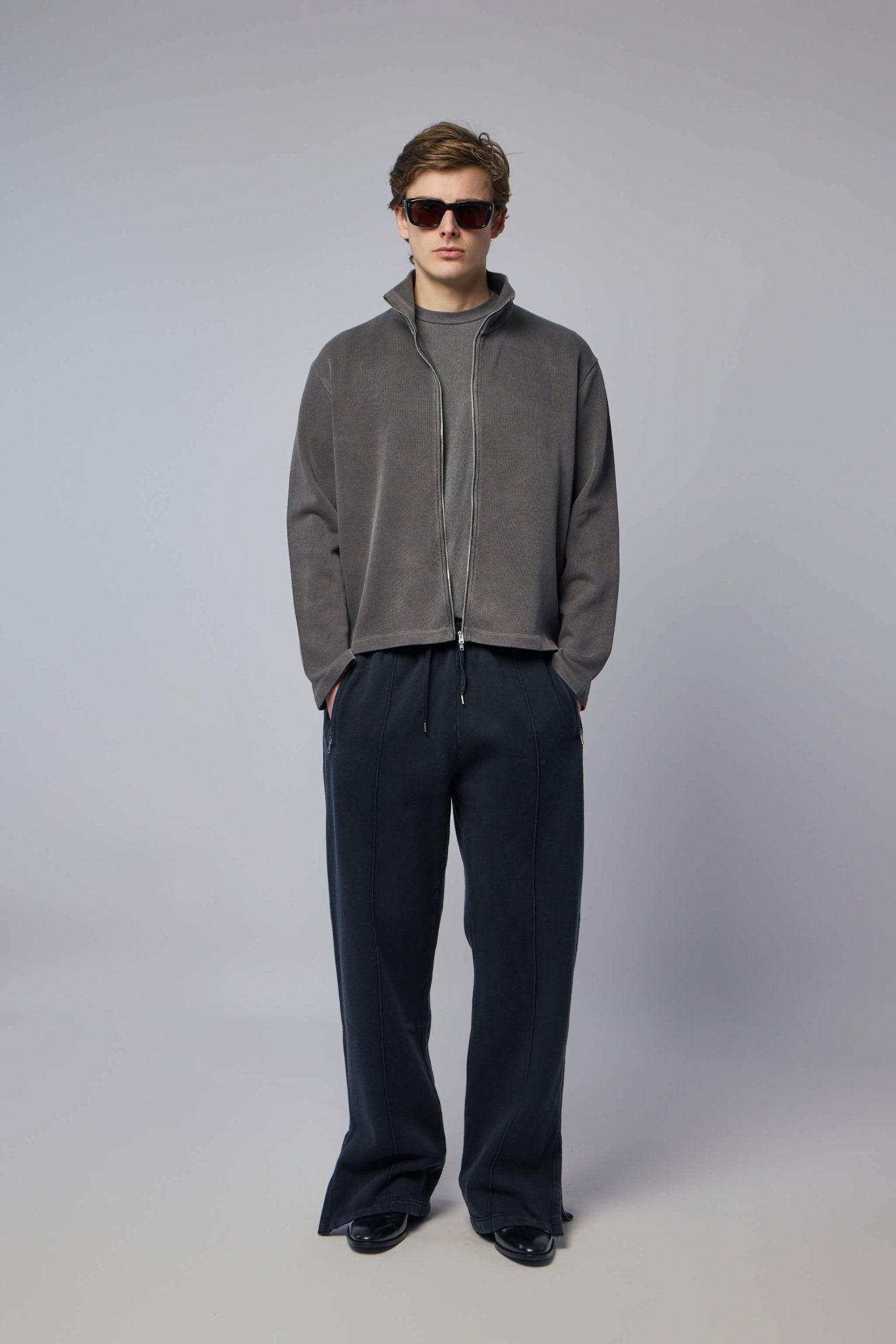 Shrunken Fullzip – LABELS