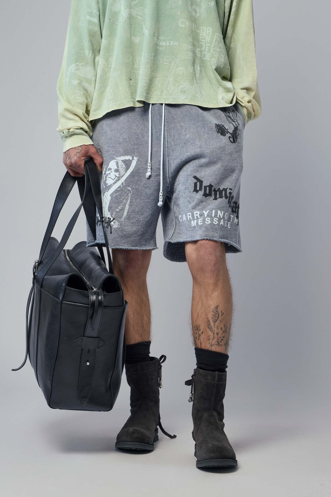 Paly Hollywood - Carrying The Message Sweatshort - LABELS