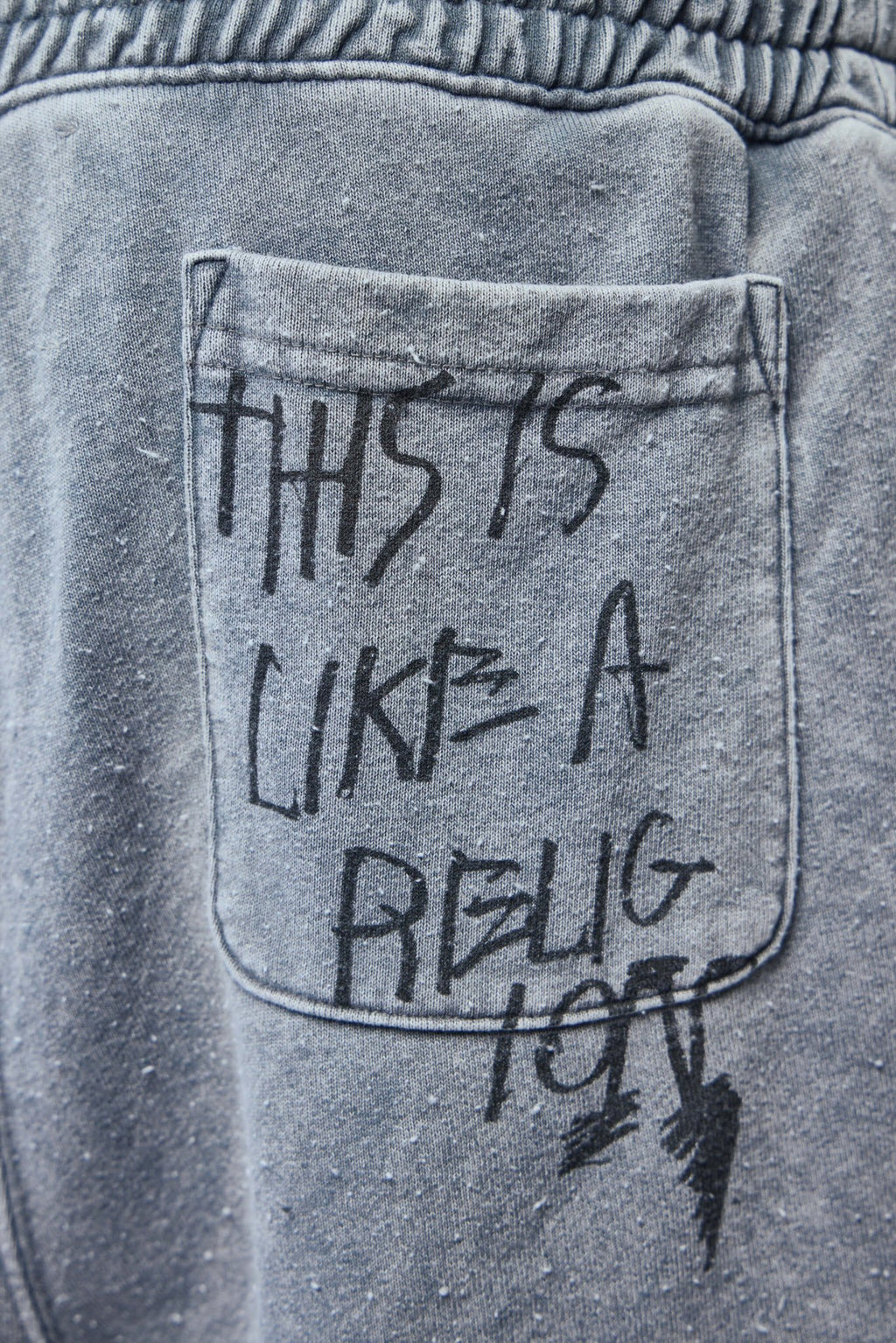 Paly Hollywood - Carrying The Message Sweatshort - LABELS