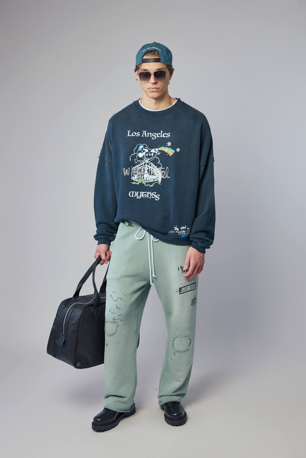 Paly Hollywood - Mythss Crewneck - LABELS