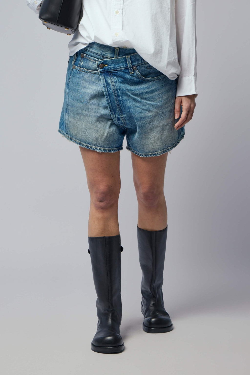 R13 - Crossover Short - LABELS