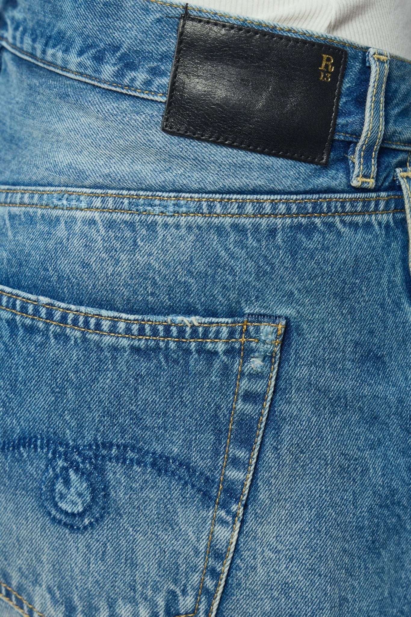 R13 - Crossover Short - LABELS