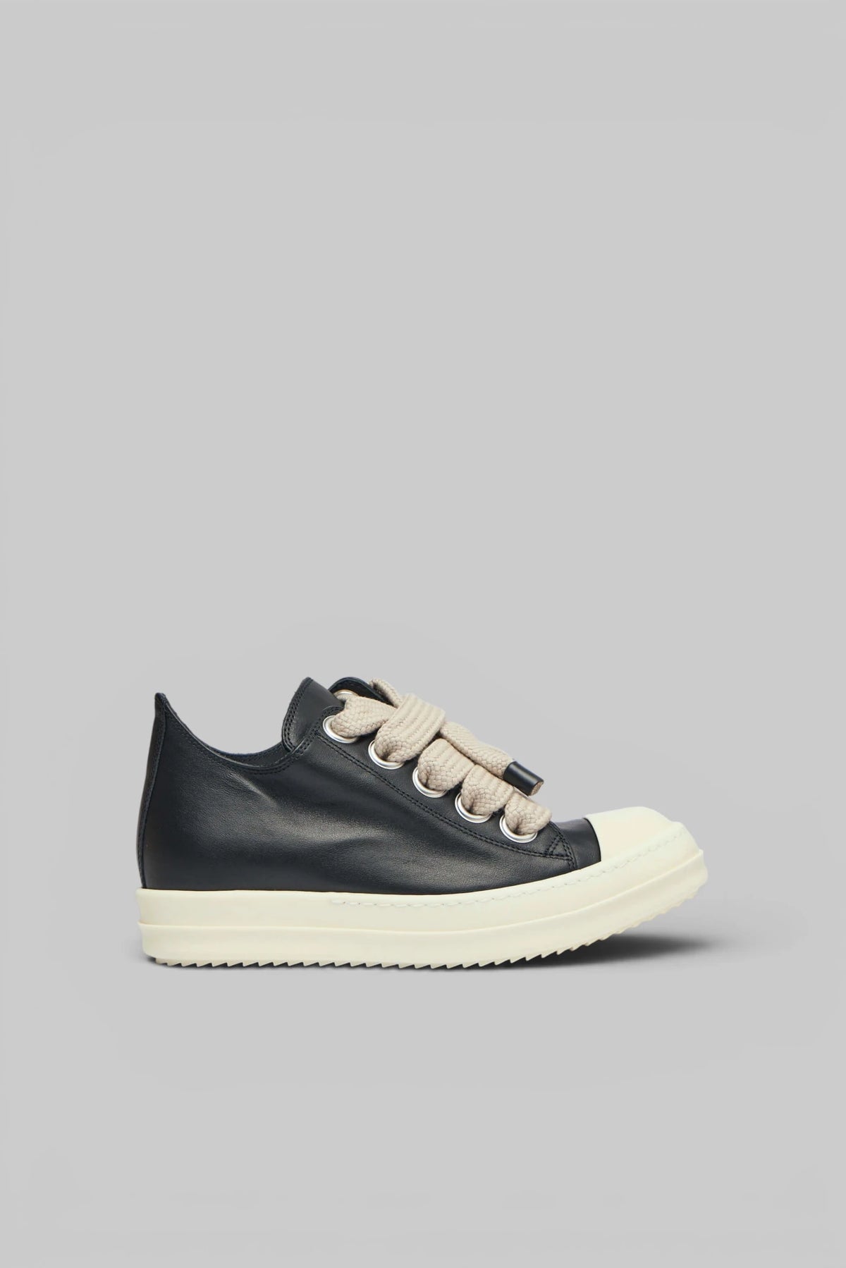 Rick Owens Low Top Sneakers Jumbolace in smooth leather with contrasting laces