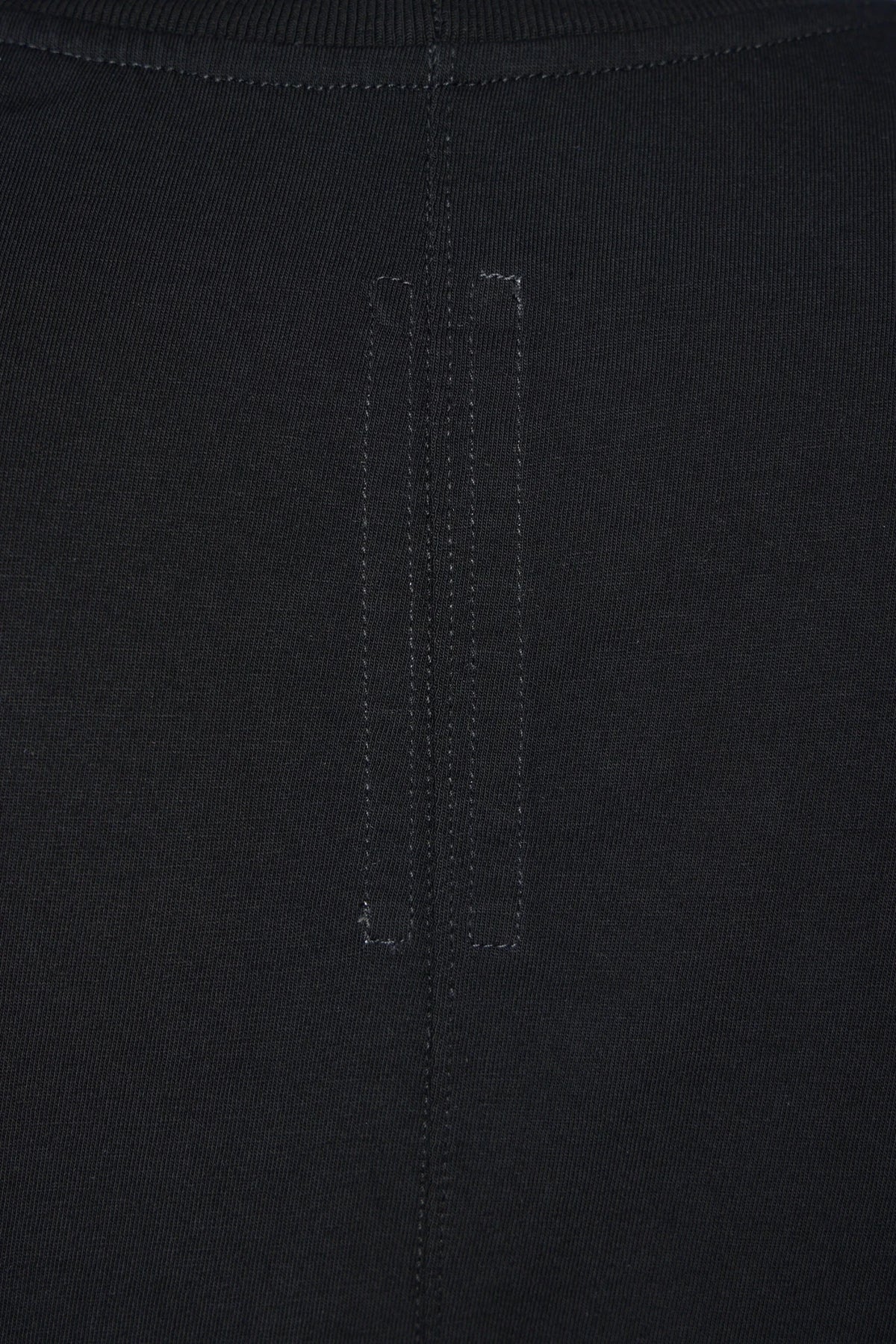 Full look featuring the Rick Owens Short Crewneck LS t-shirt