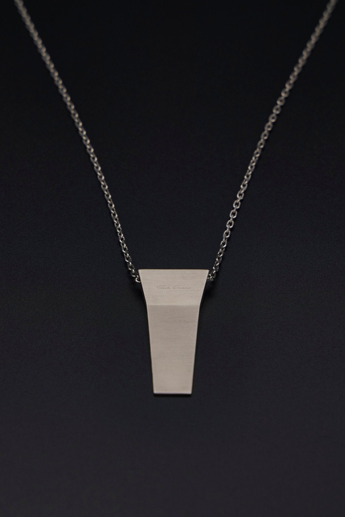 アクセサリー Rick owens TRUNK CHARM/PALLADIUM Rick Owens Trunk Charm Brass Necklace – LABELS