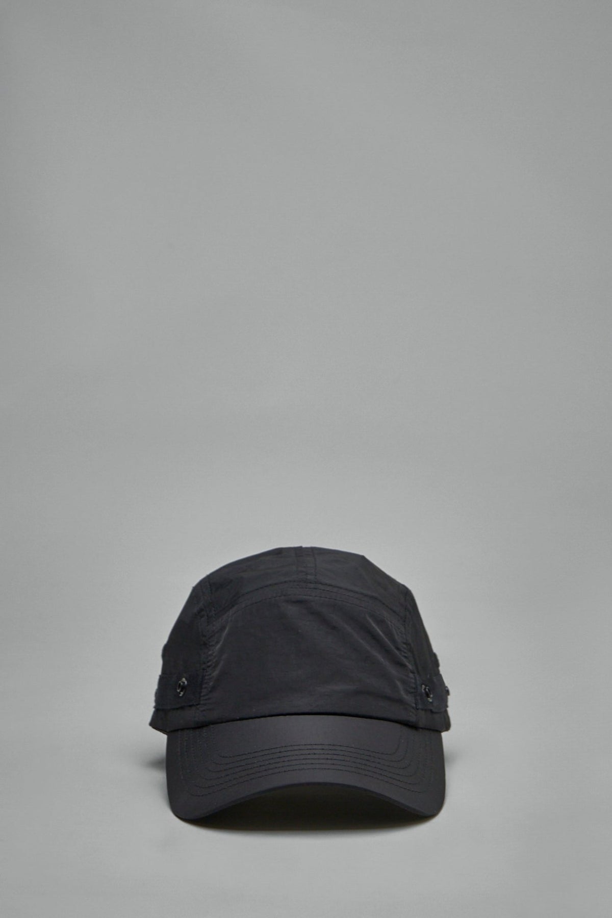 Sofie D'Hoore caps - Havana design with detachable flaps in polyester