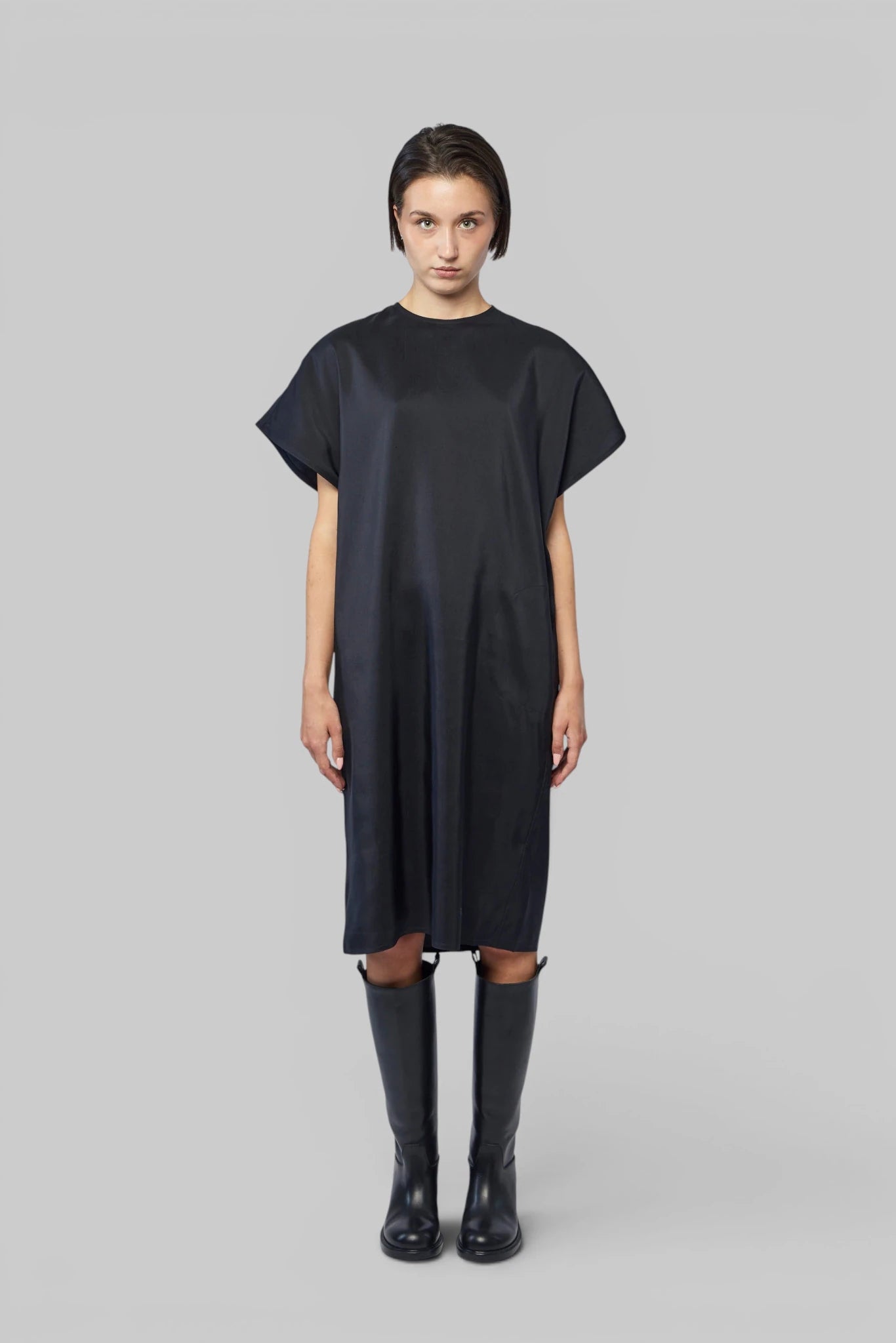 Sofie D'Hoore - Long Sleeveless Top W Side Pocket - LABELS