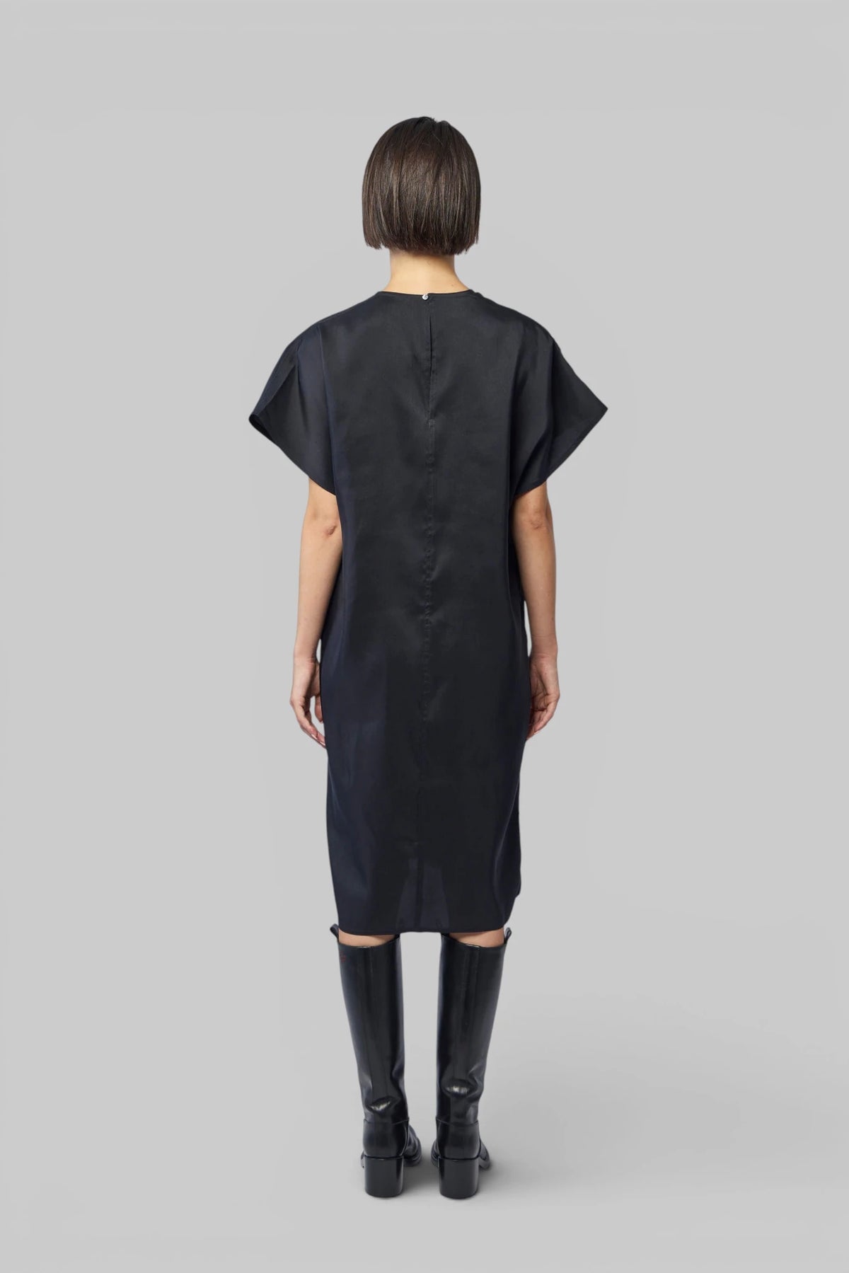Sofie D'Hoore - Long Sleeveless Top W Side Pocket - LABELS