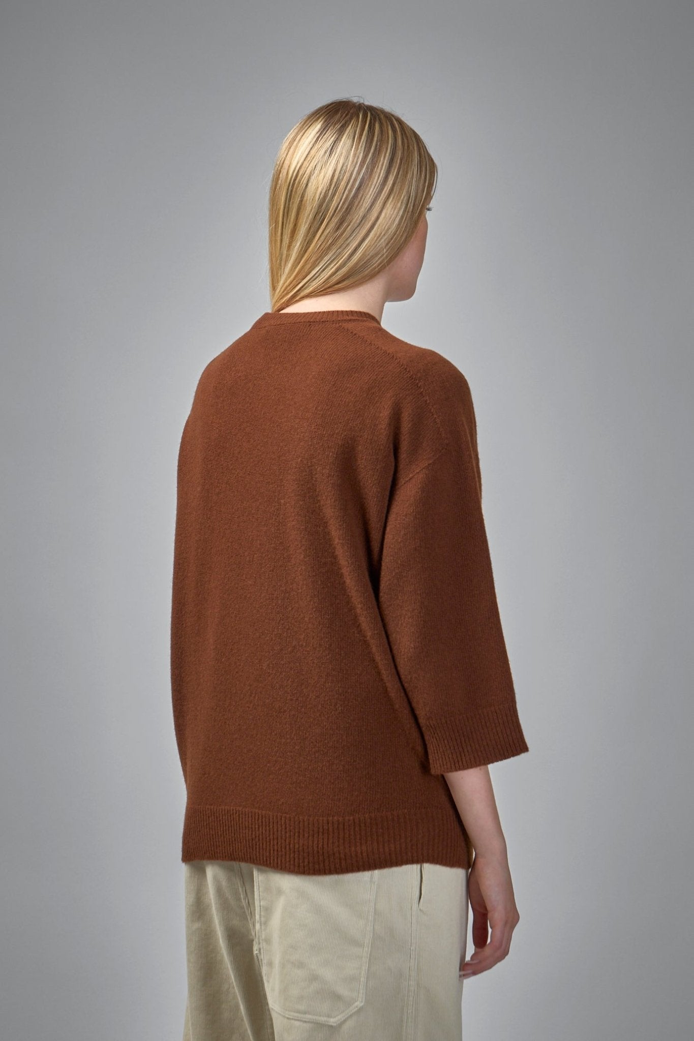 Sofie D'Hoore - Mouse Seamless C - Neck 3/4 Sleeves Knit - LABELS