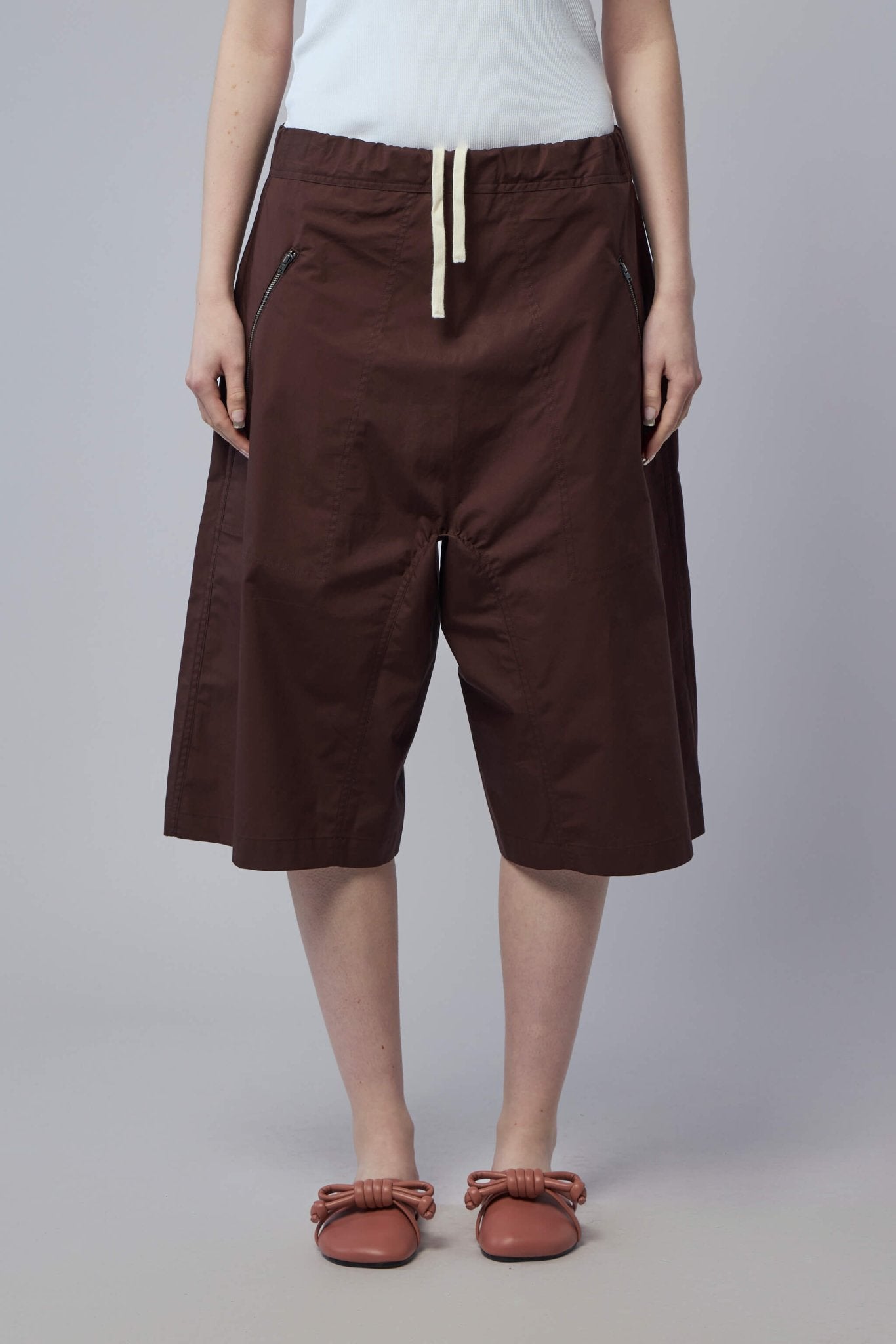 Sofie D'Hoore - Relaxed W. Zippockets Extra Low Crotch Short - LABELS