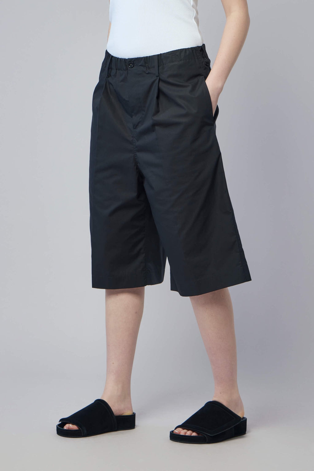 Sofie D'Hoore - Short Pegged Pant - LABELS