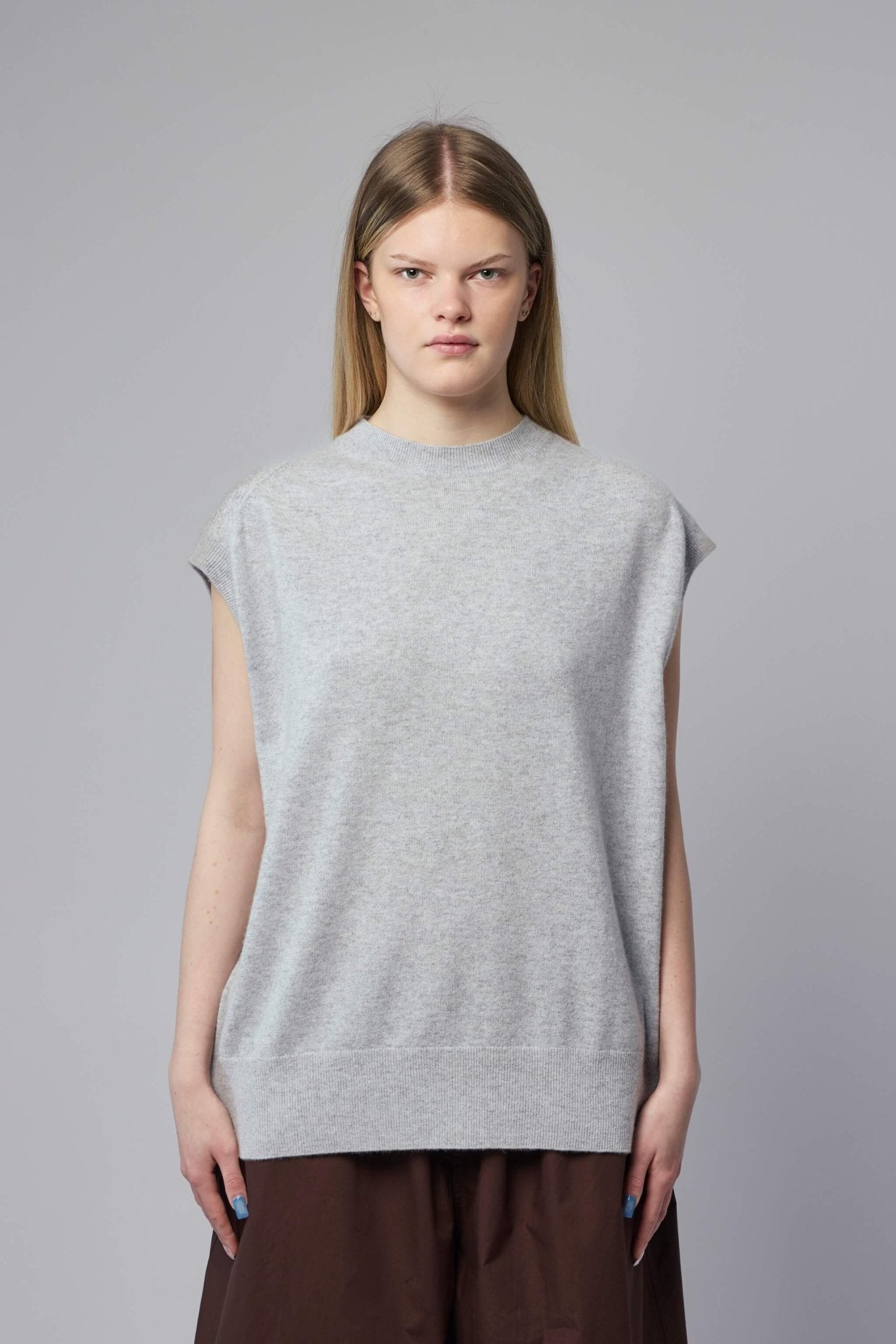 Sofie D'Hoore - Sleeveless Pullover C/neck - LABELS