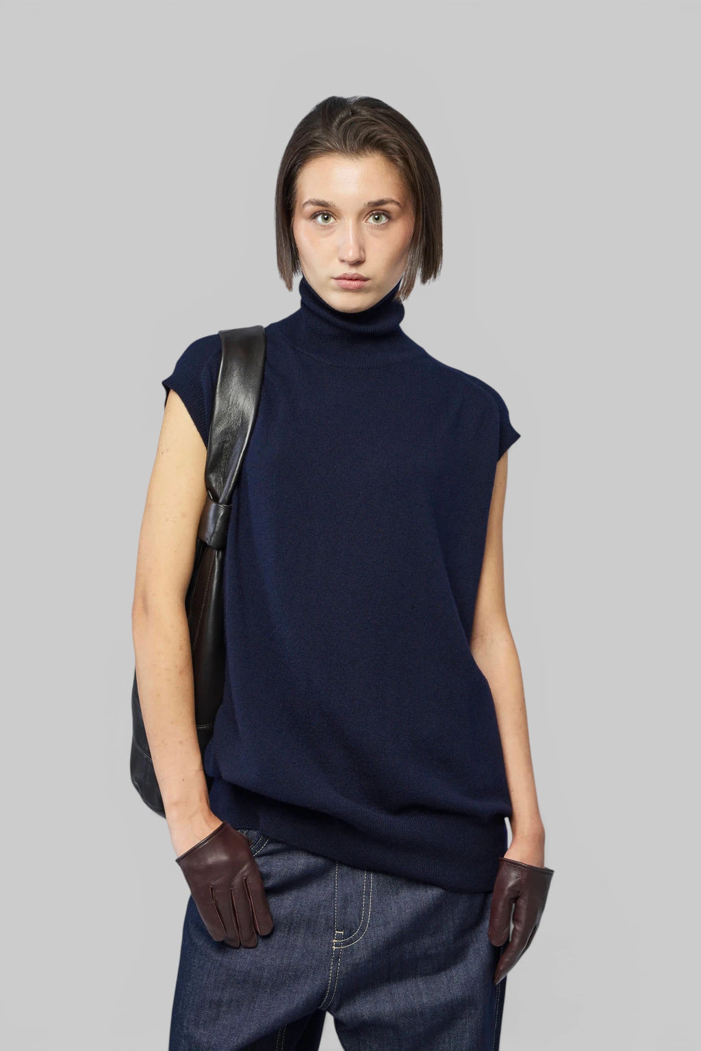 Sofie D'Hoore - Sleeveless Pullover High Neck - LABELS