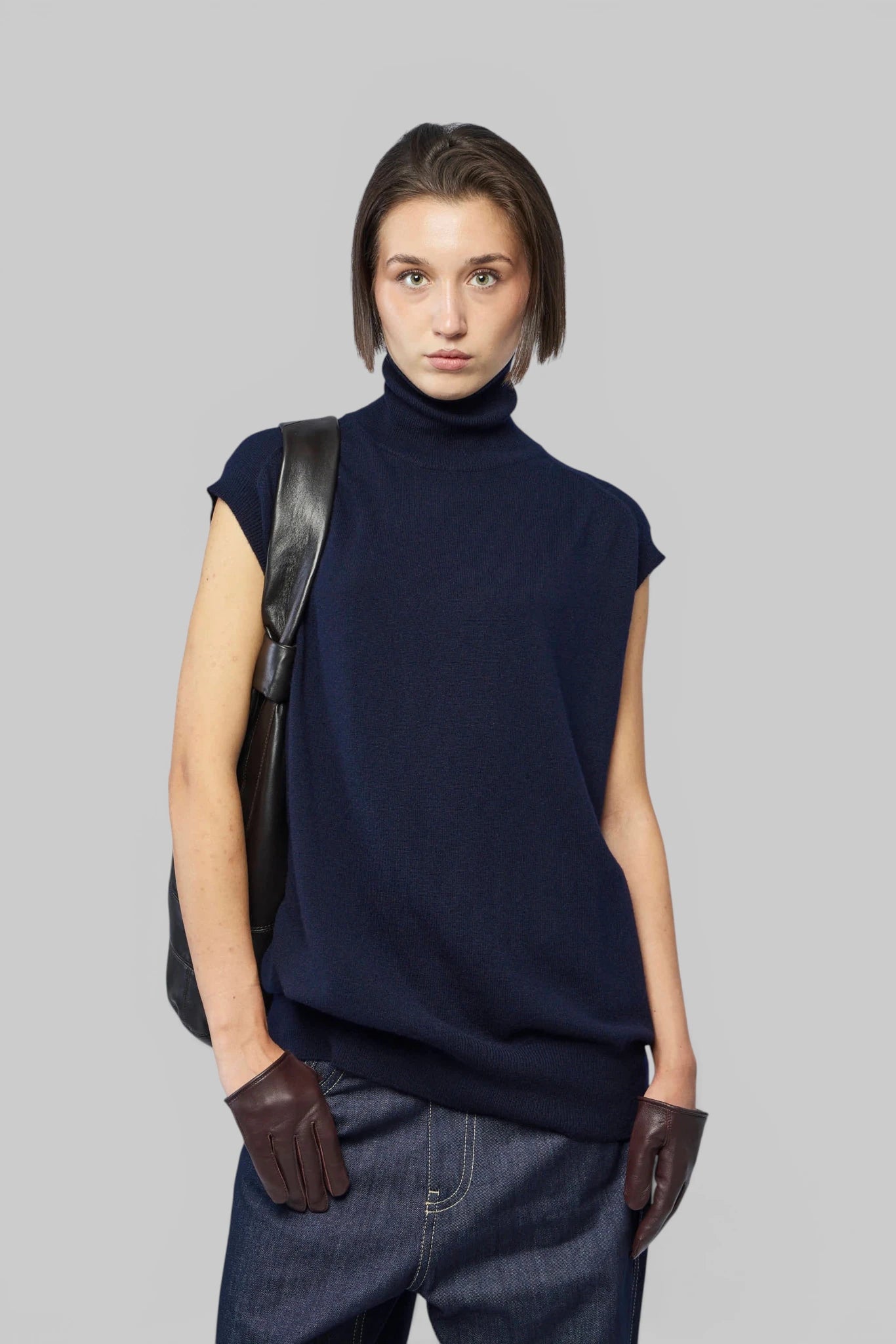 Sofie D'Hoore - Sleeveless Pullover High Neck - LABELS