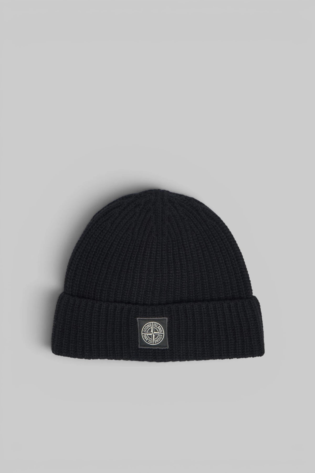 Stone Island Beanies in ribbed virgin wool with branded patch