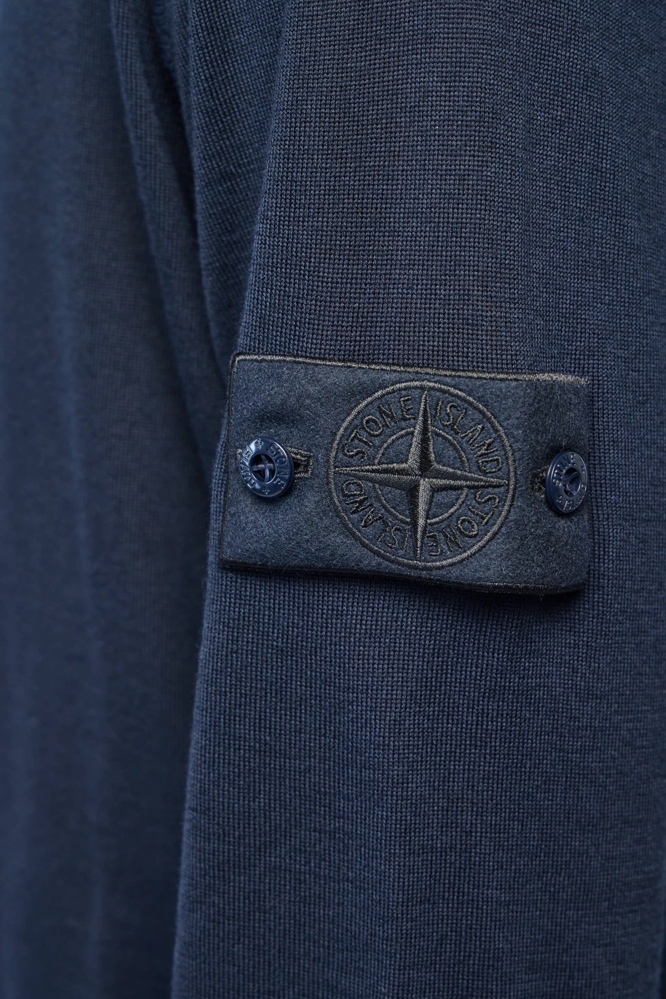 Stone Island - Crew Neck - LABELS