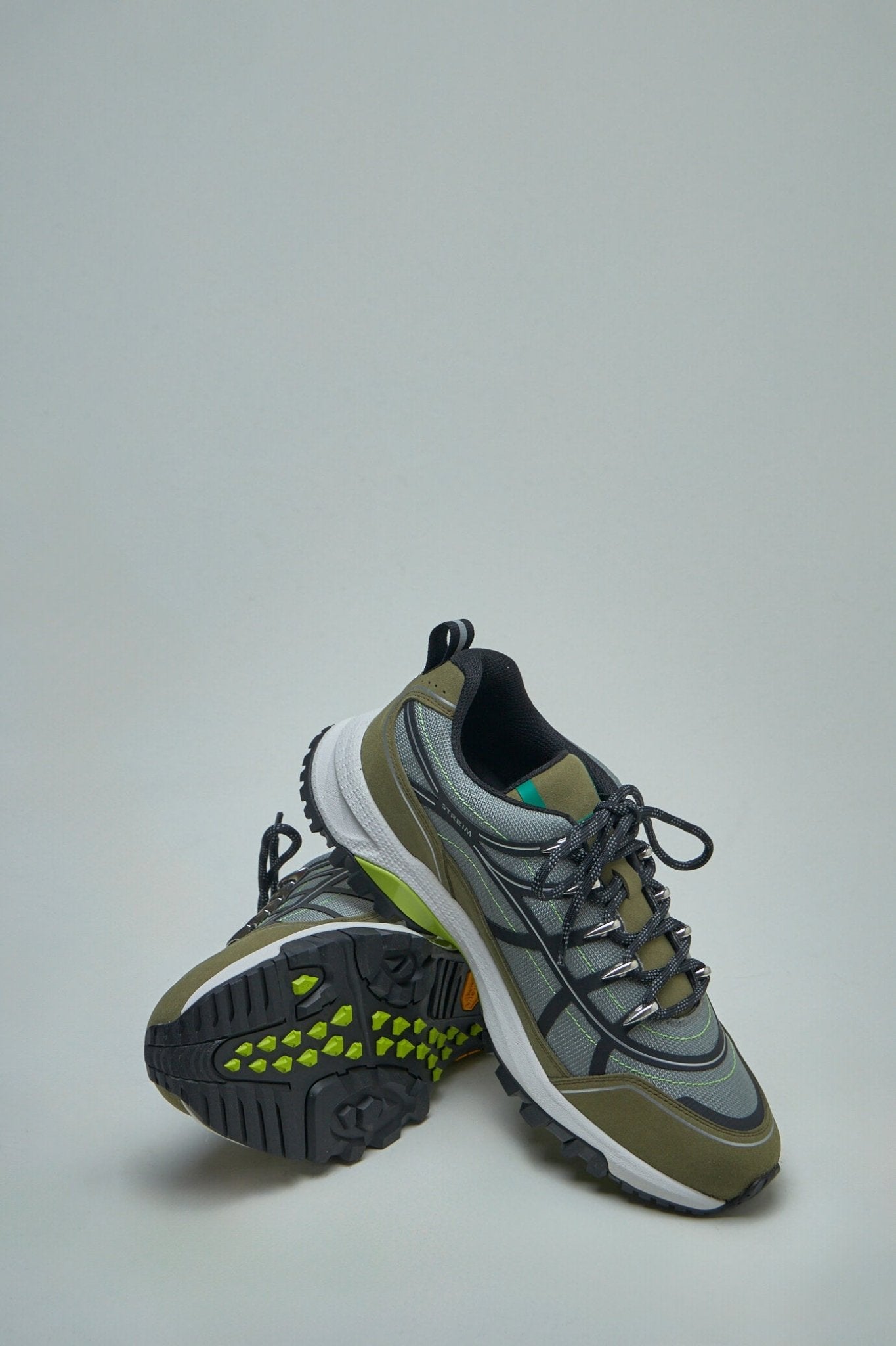 Streim - Kinetic Runner - LABELS