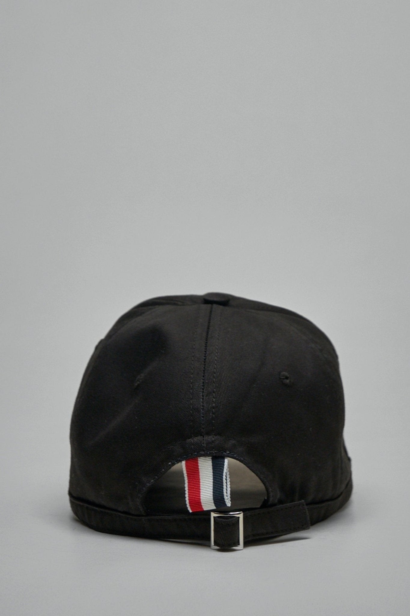 Thom Browne - 6 Panel Baseball Cap black 001 - LABELS