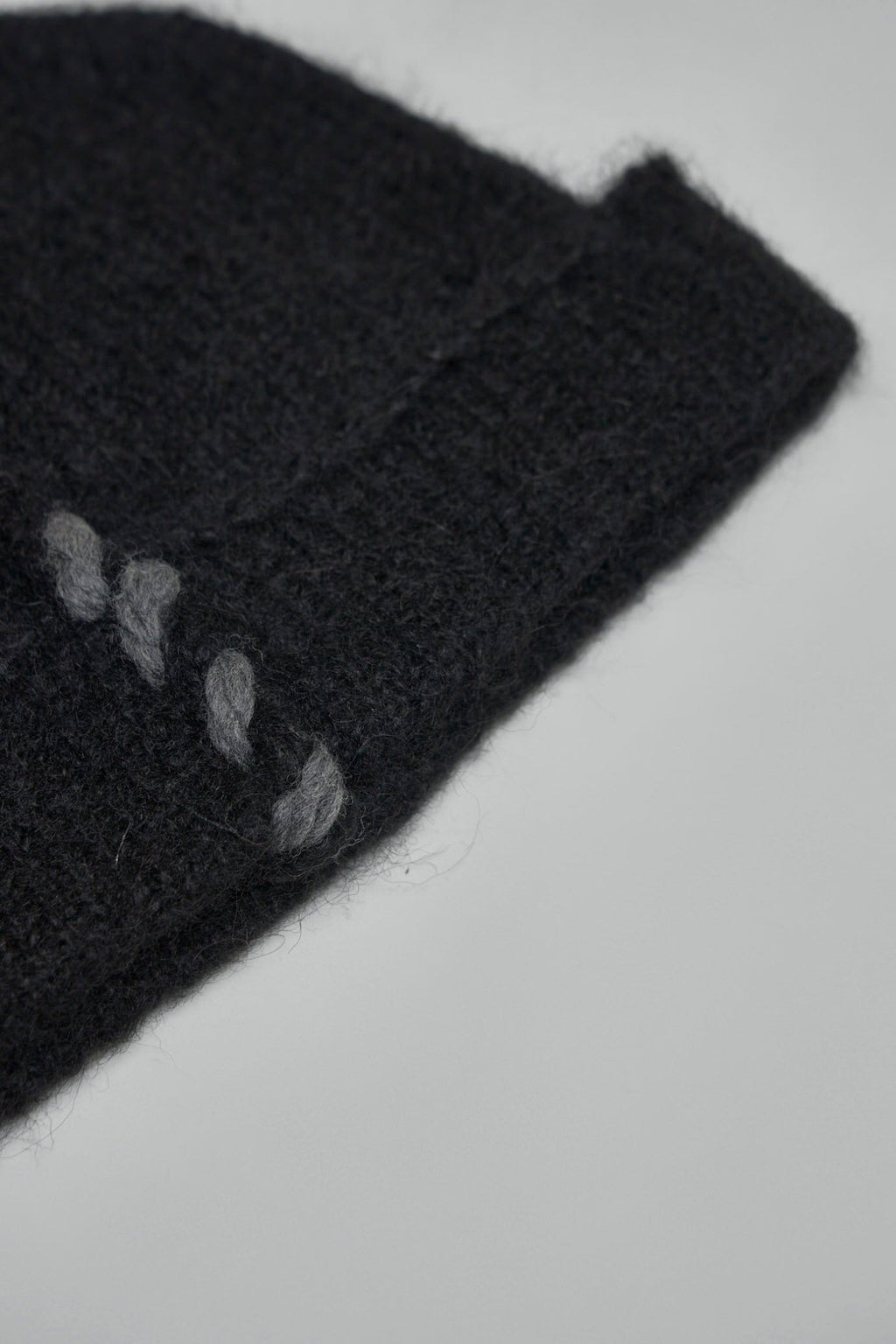 Thom Krom - CAP M64 - LABELS