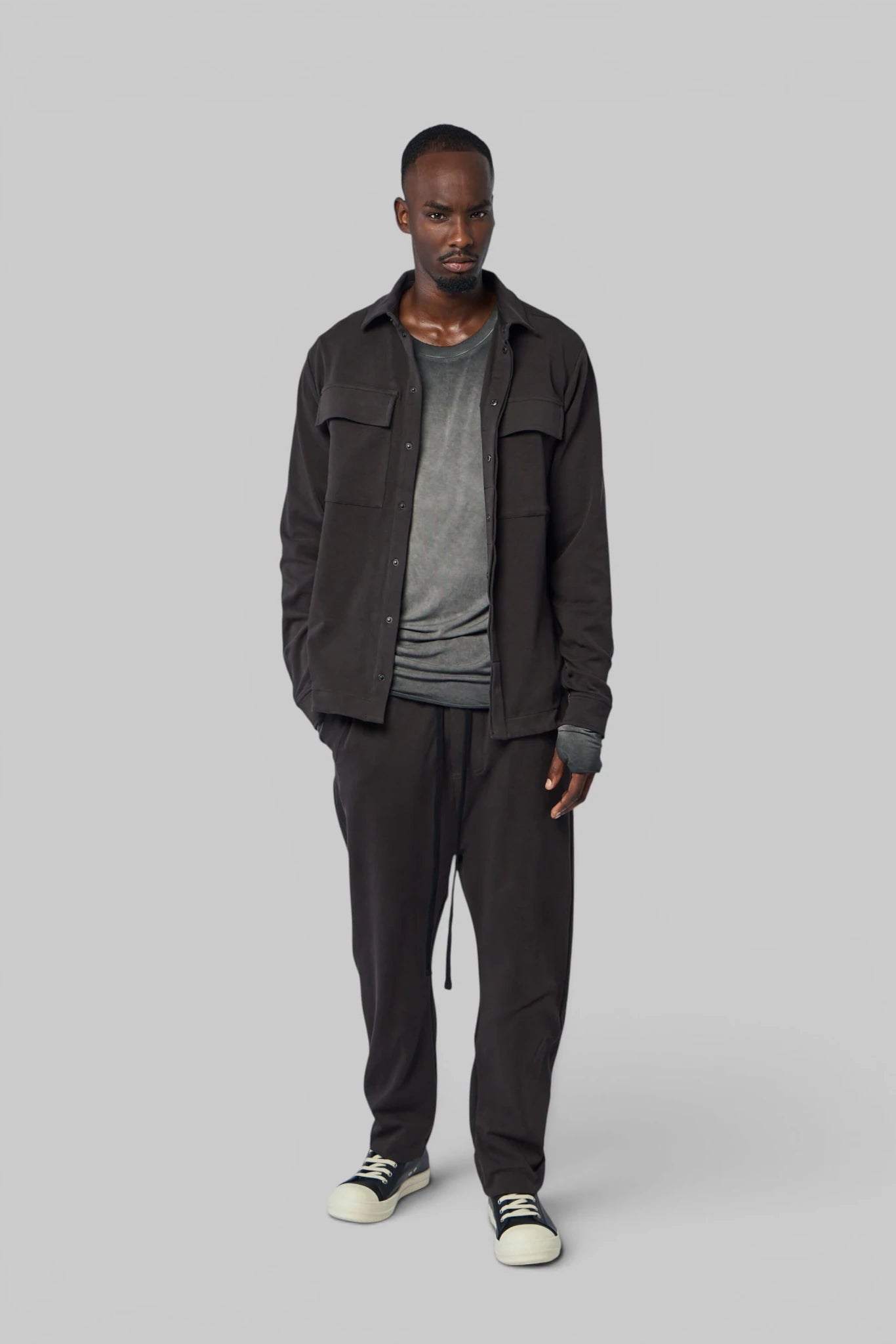 Thom Krom - M H 183 - LABELS