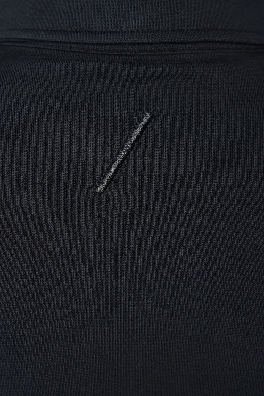 Thom Krom - M H 183 - LABELS