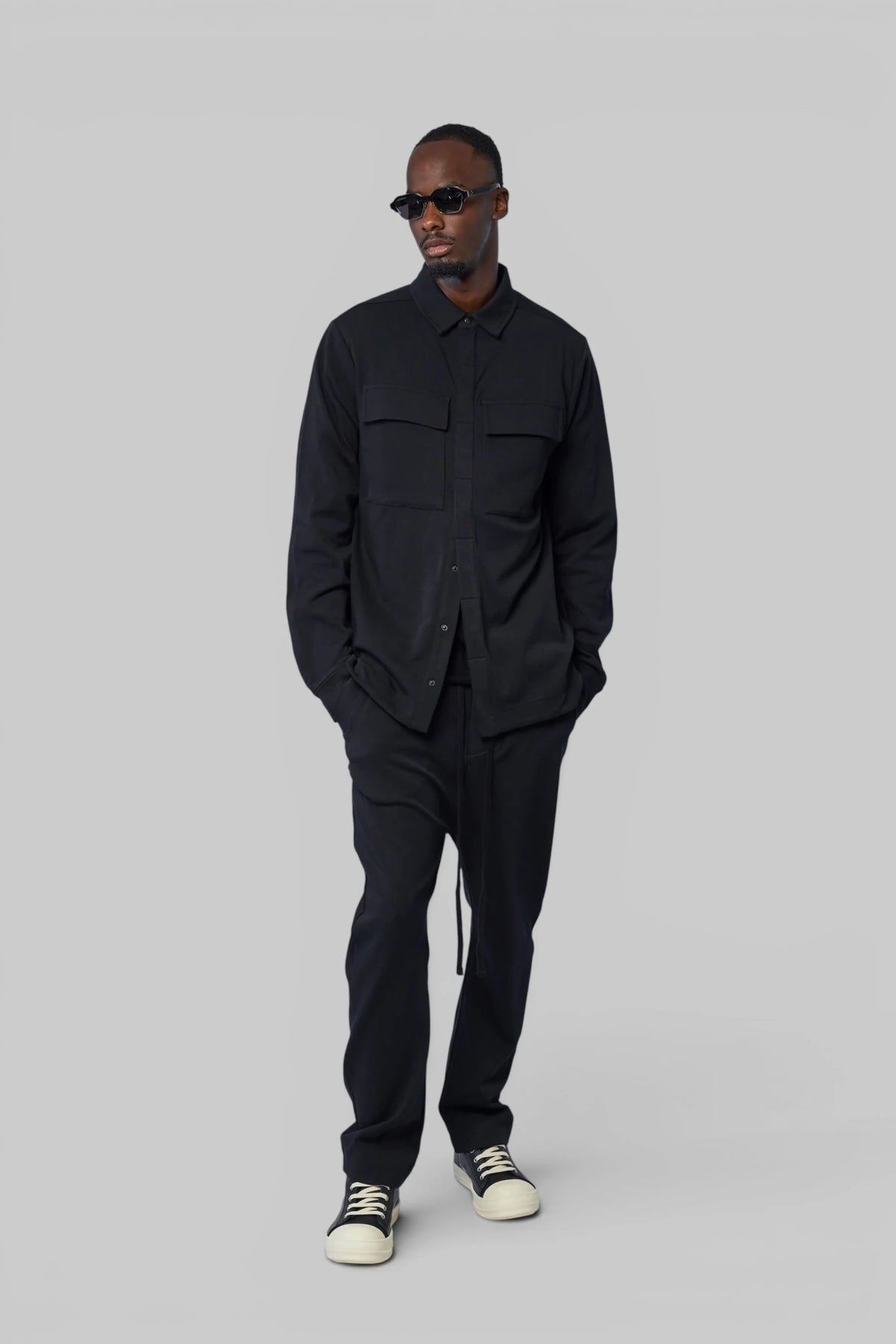 Thom Krom - M H 183 - LABELS