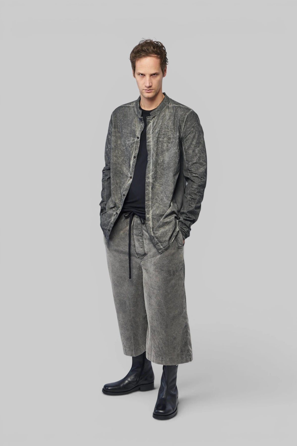 Thom Krom - M H 184 - LABELS