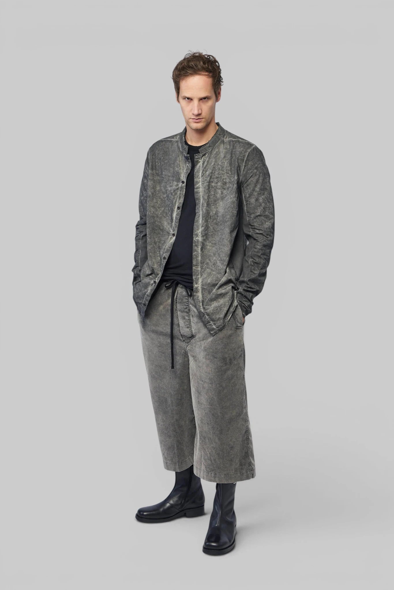 Thom Krom - M H 184 - LABELS