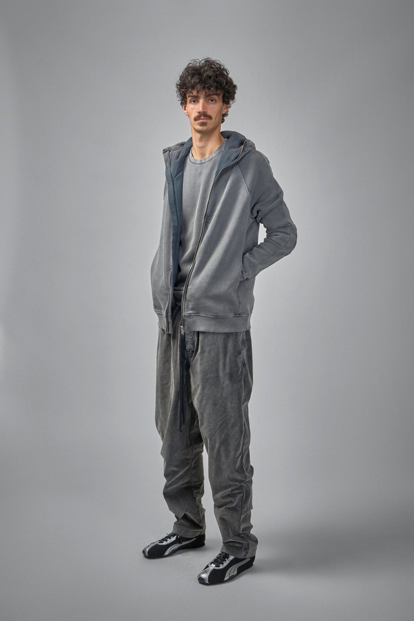 Thom Krom - M P 16 - LABELS