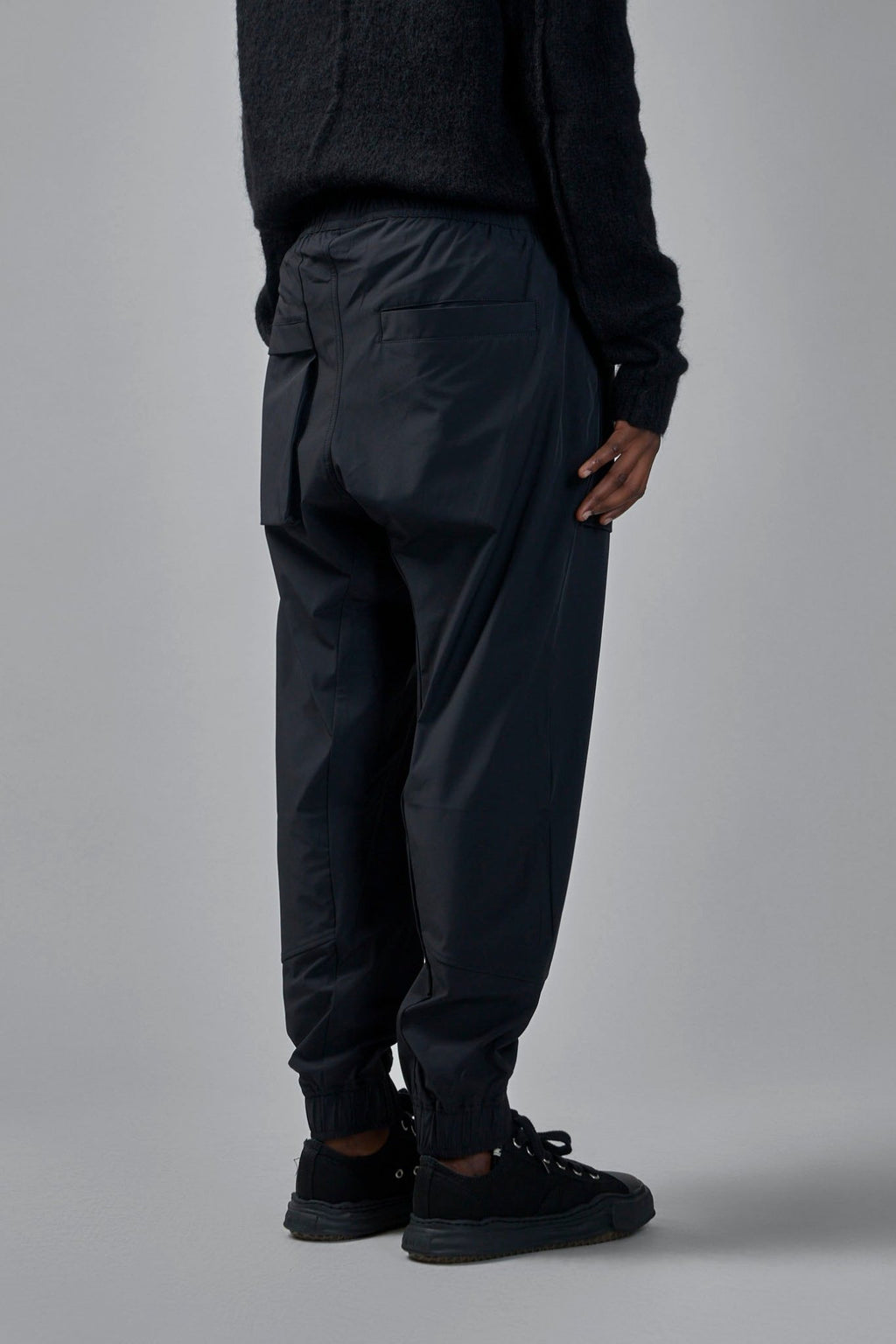 Thom Krom - M P 27 - LABELS