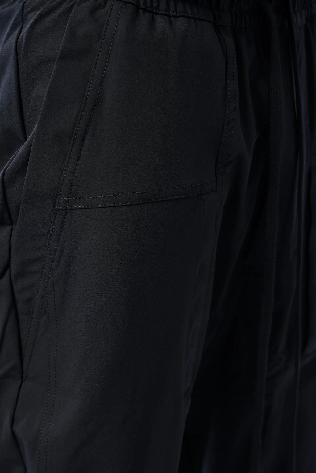 Thom Krom - M P 54 - LABELS