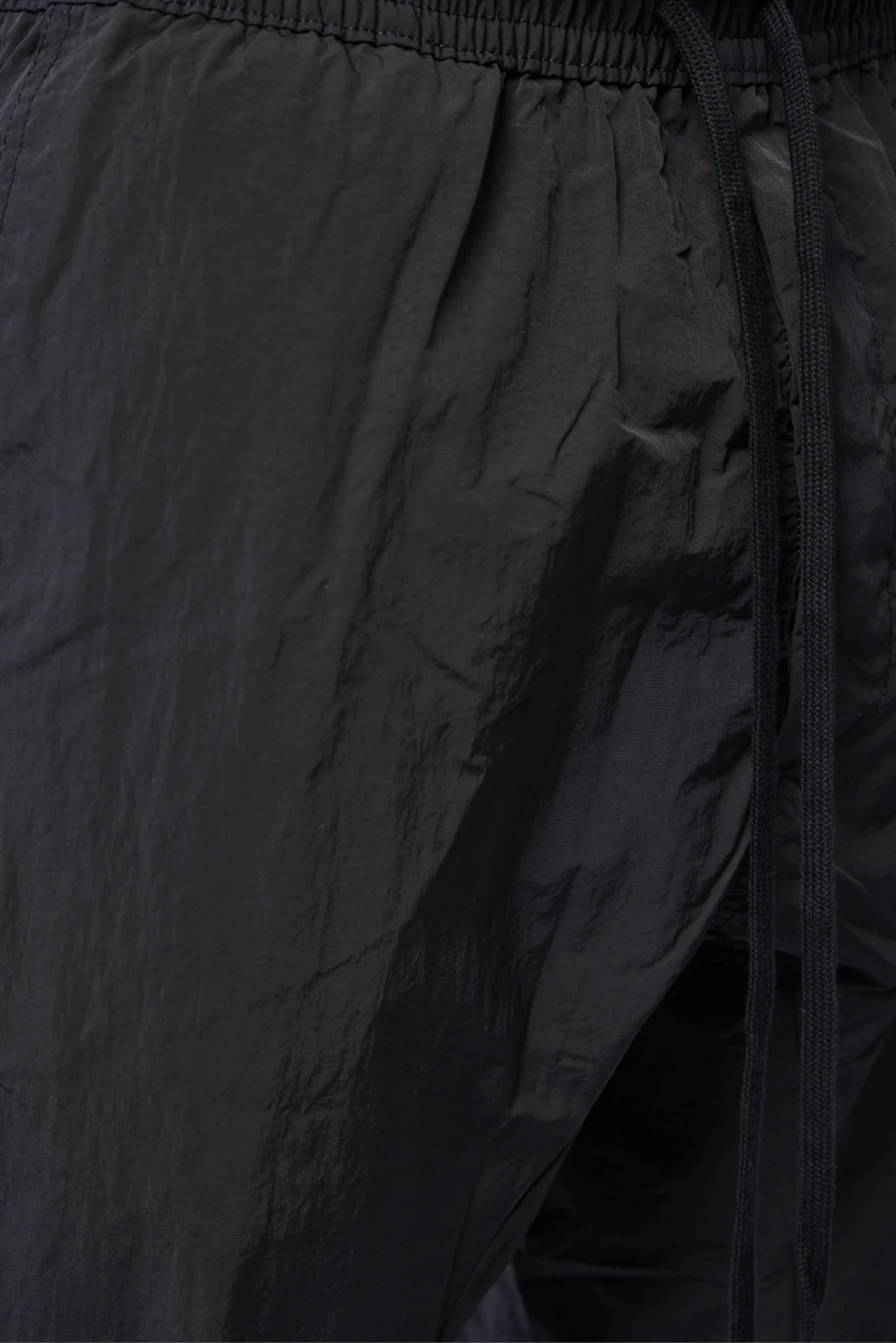 Thom Krom - M P 66 - LABELS