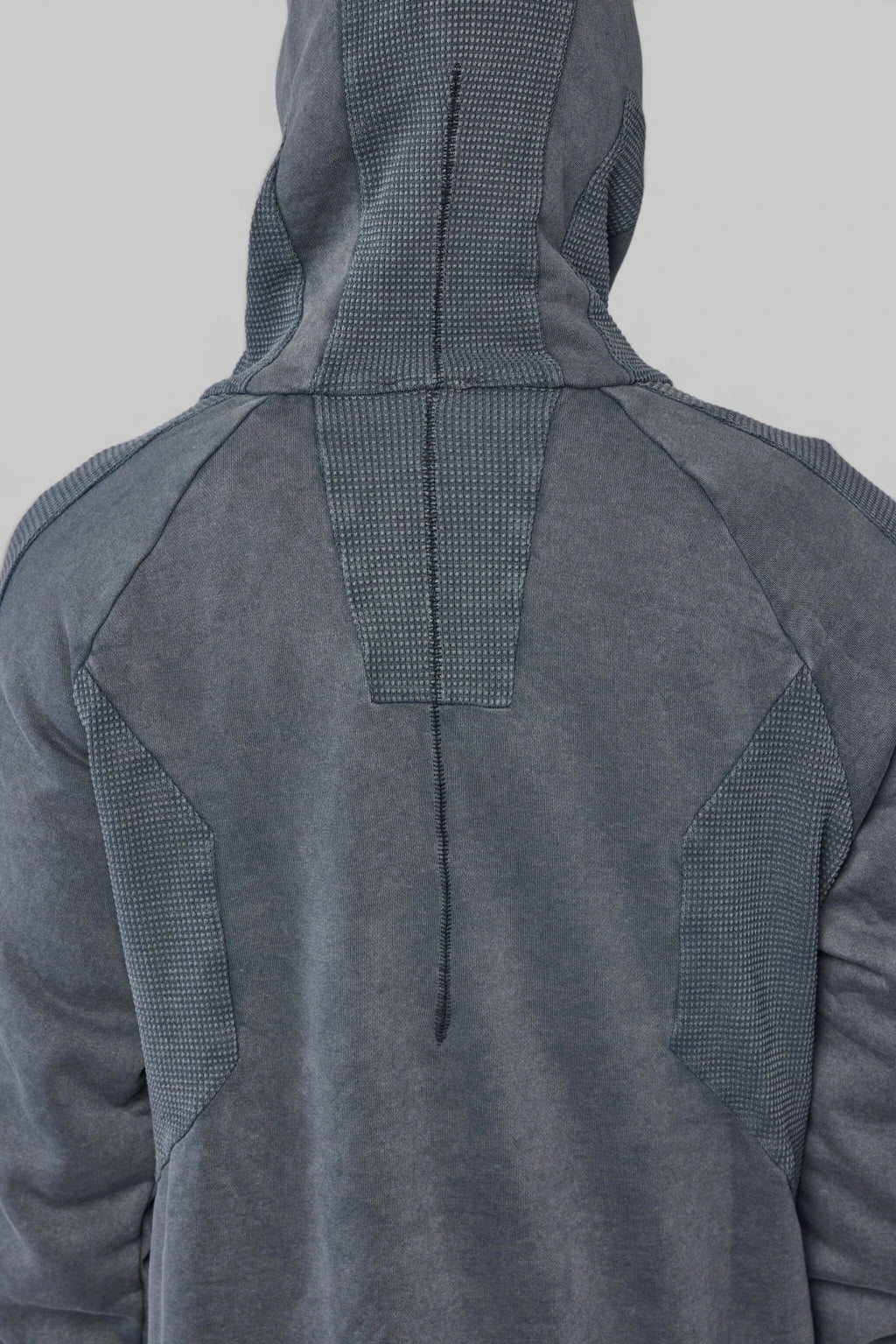 Thom Krom - M SJ 701 - LABELS
