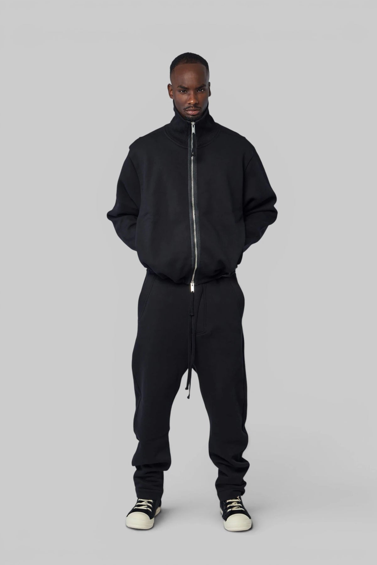 Front view of Thom Krom M SJ 707 bomber jacket zip closure