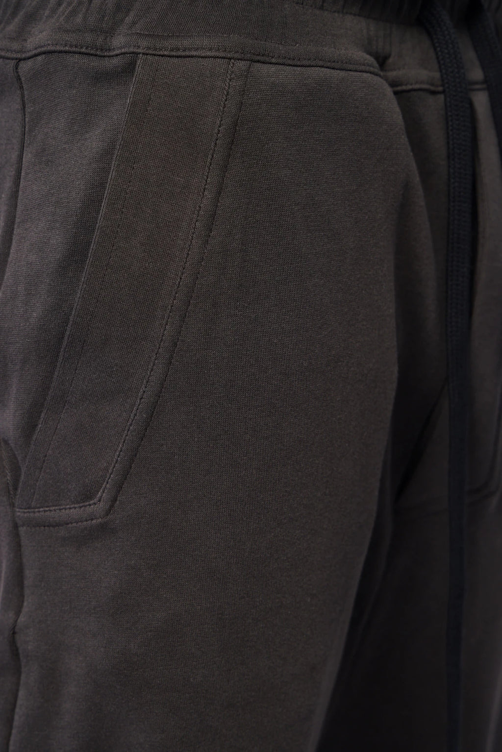 Thom Krom - M ST 526 - LABELS