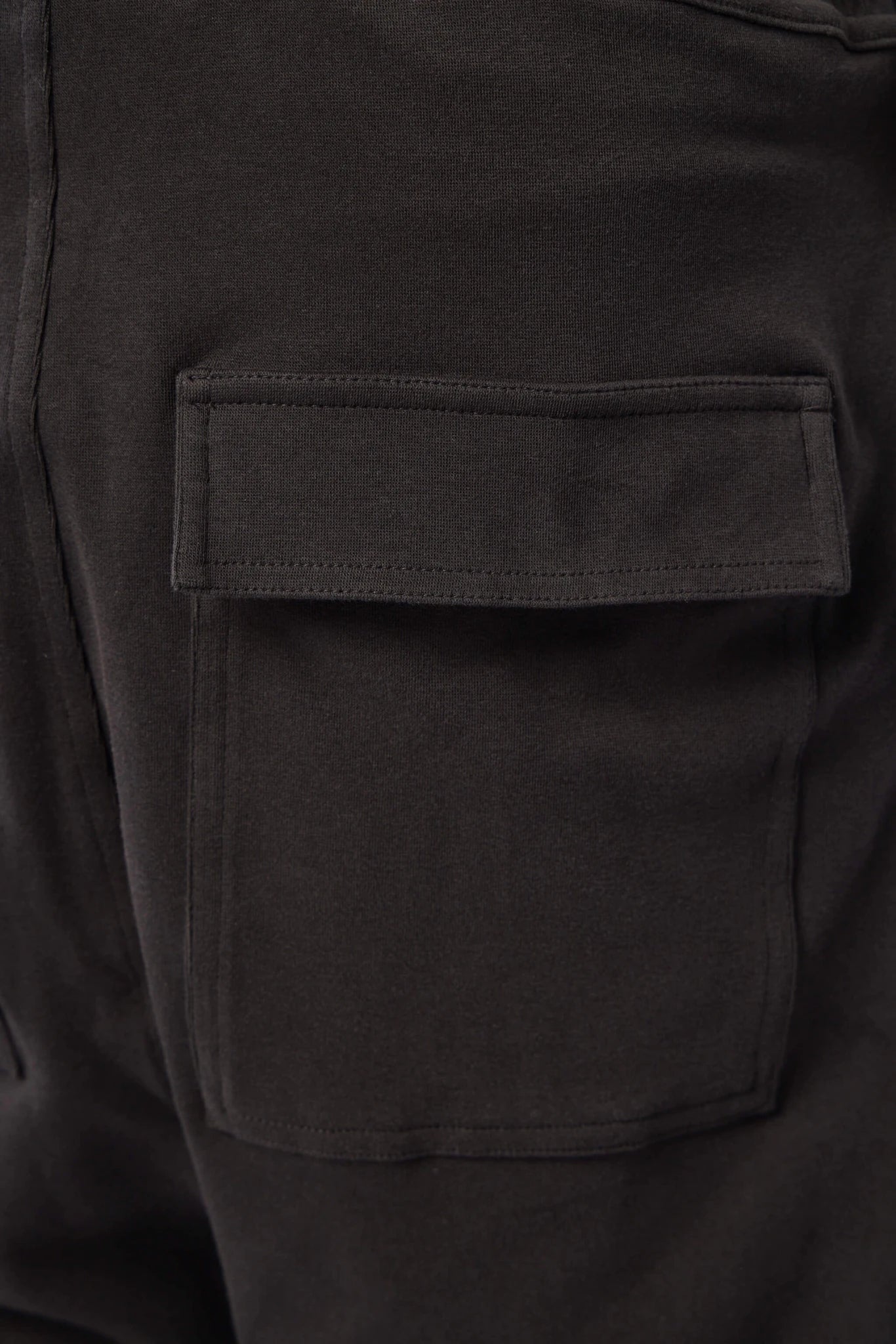 Thom Krom - M ST 526 - LABELS