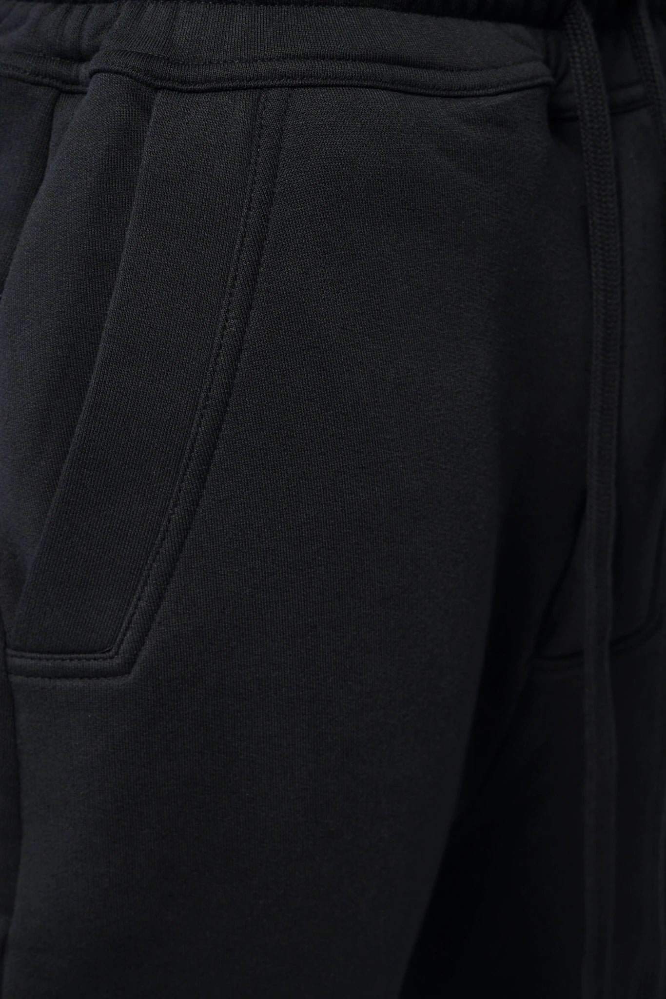 Thom Krom - M ST 527 - LABELS