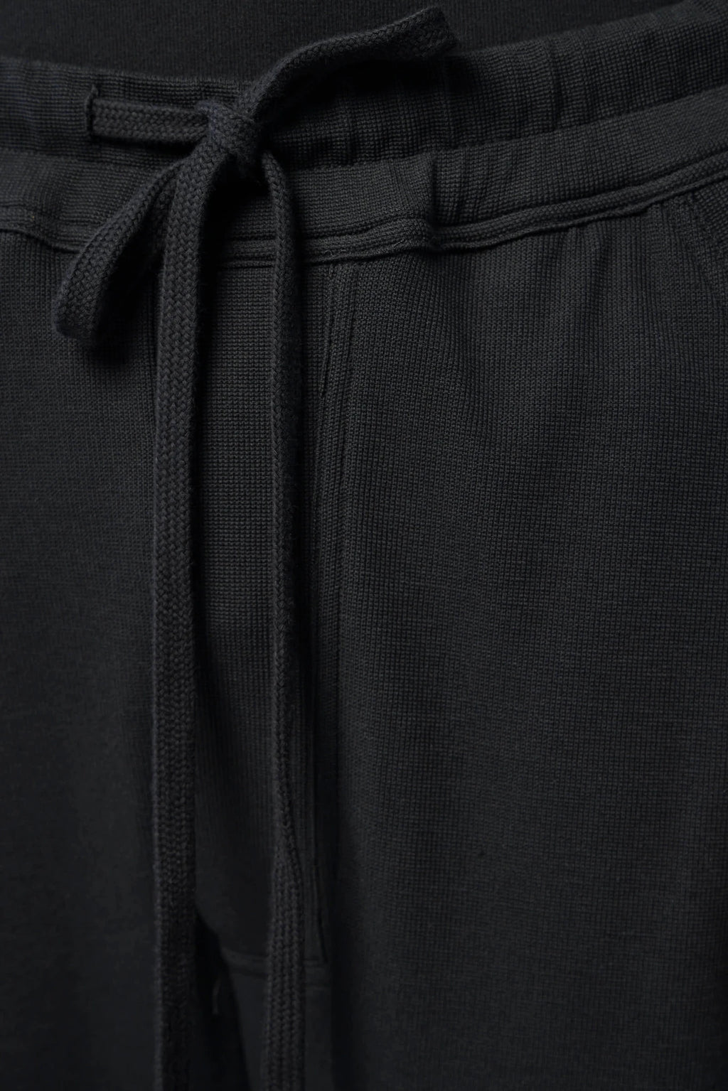 Thom Krom - M ST 534 - LABELS